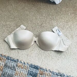 Tan Strapless Push-up Bra